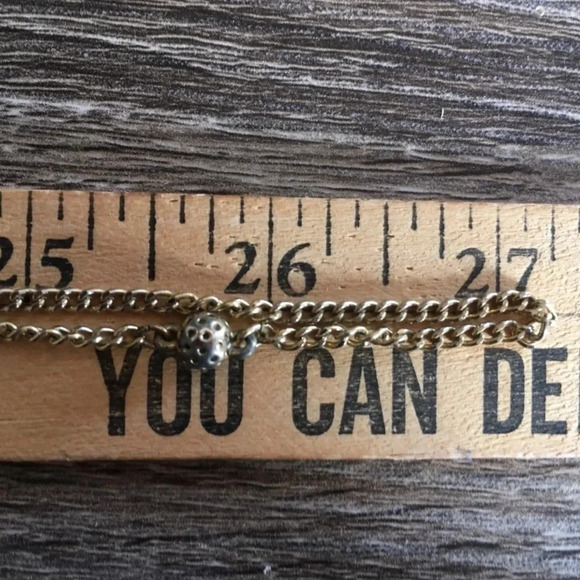 5/$25 Vintage  Goldtone Flapper Necklace - Picture 4 of 6